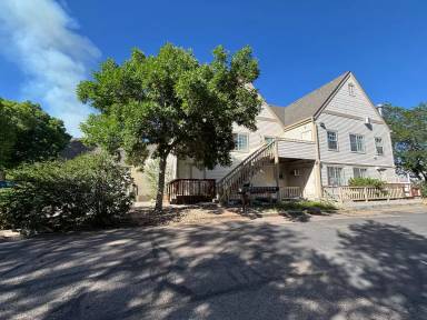 Main picture of 1419 Riverside Ave - D