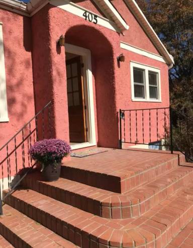 Main picture of 405 4 St