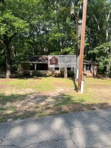 Main picture of 208 Lilinda Dr