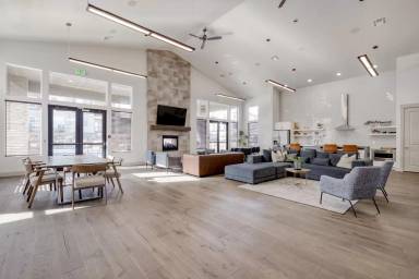 Main picture of 1759 S Grand Fork Way