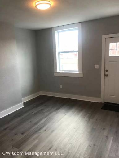 Main picture of 7821 Hamilton Ave