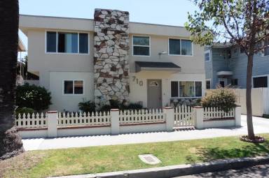 Main picture of 710 E 6th St