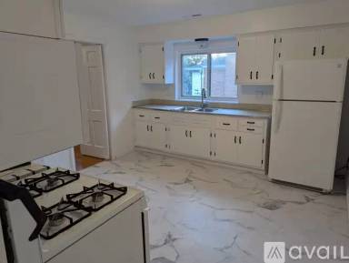 Main picture of 5236 Ralph Ave