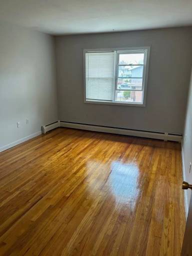 Main picture of 367 Broadview Ter