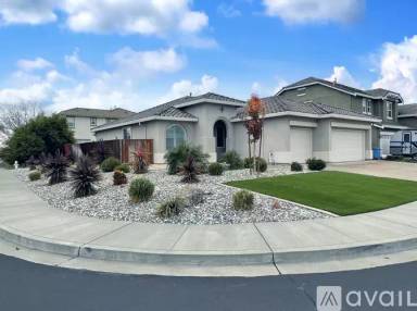 Main picture of 318 Rock Creek Cir