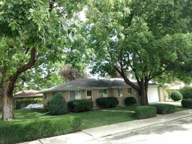Main picture of 800 10th St