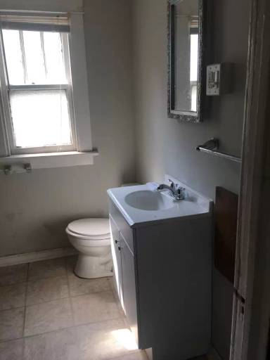 Main picture of 97 Eckhert St