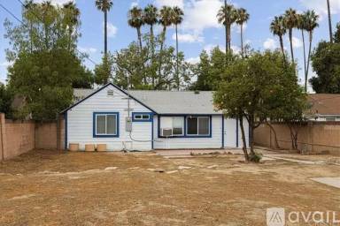 Main picture of 17503 Sherman Way