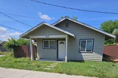 Main picture of 1310 East St