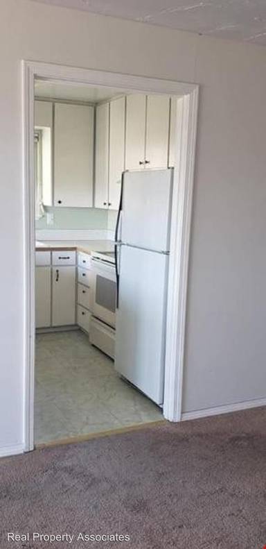Main picture of 2037 13th Ave W