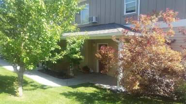 Main picture of 27 Appleway Dr