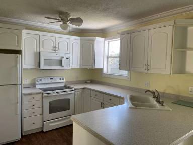Main picture of 660 S Ridgewood Ave