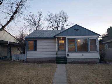 Main picture of 3004 2nd Ave S