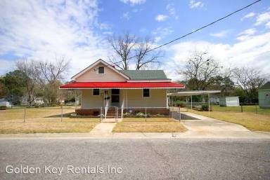 Main picture of 504 Creech St