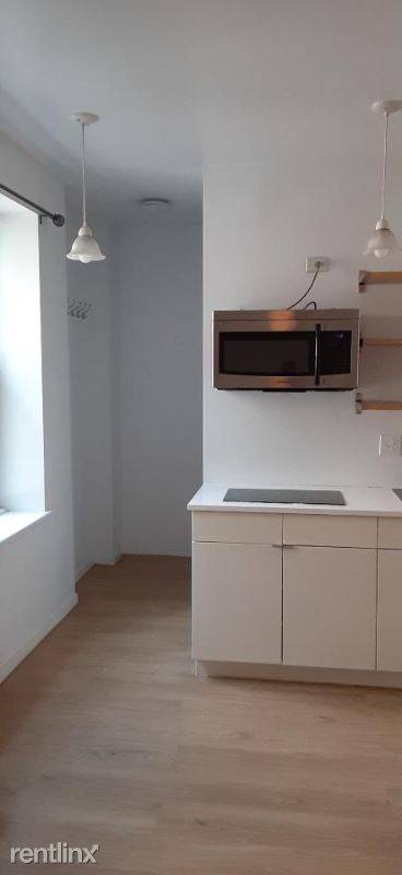 Main picture of 100 47th St