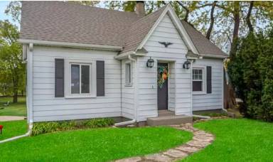Main picture of 6N600 Gary Ave