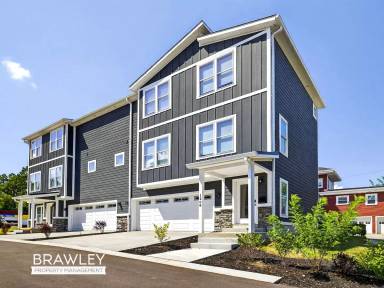 Main picture of 1218 N College Ave