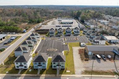 Main picture of 652 Haley Ln