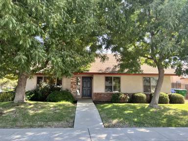 Main picture of 766 Tamara Way