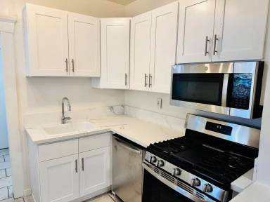 Main picture of 851 Pine Ave