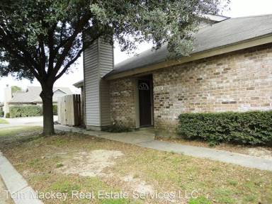 Main picture of 5152 Blair Ln