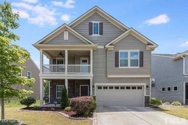 Main picture of 833 Poplar St