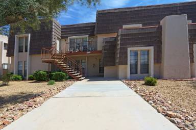 Main picture of 3921 Cambridge St