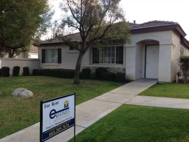 Main picture of 8115 Pebble Cove Ct