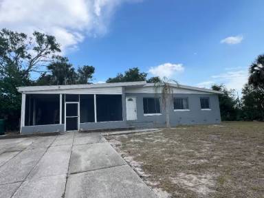 Main picture of 919 Kensington Dr