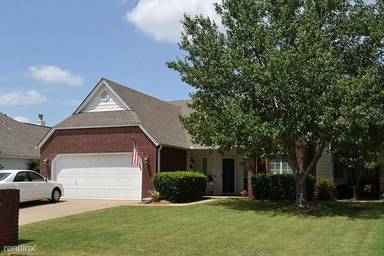 Main picture of 9638 S 90th East Ave