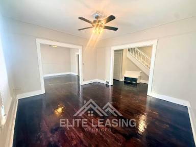 Main picture of 435 SW Western Ave