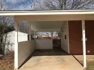 Main picture of 2818 S 28th St
