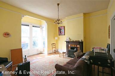 Main picture of 1429 Castro St