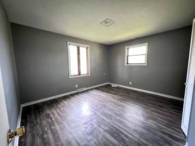 Main picture of 821 Glendale Rd