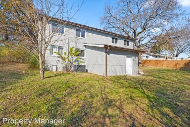Main picture of 5639 Lon Roberts Dr