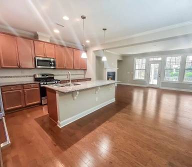 Main picture of 311 Roberts Ridge Dr
