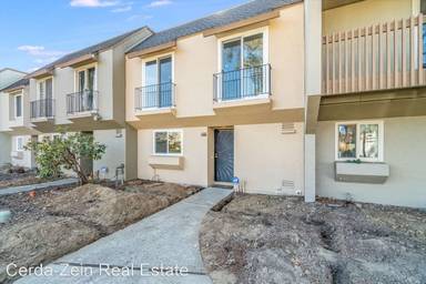 Main picture of 3109 El Paseo