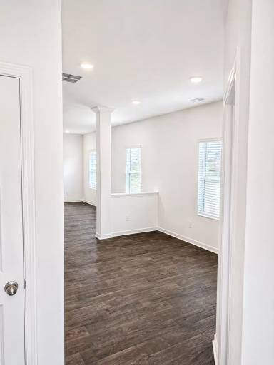 Main picture of 429 Gentle Bend Cv