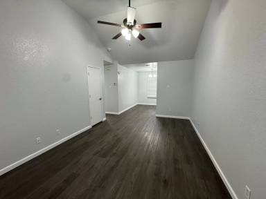 Main picture of 4811 Ridgehaven Dr