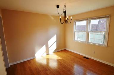 Main picture of 128 Sandpiper St