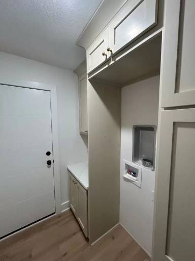 Main picture of 8617 E Chris St