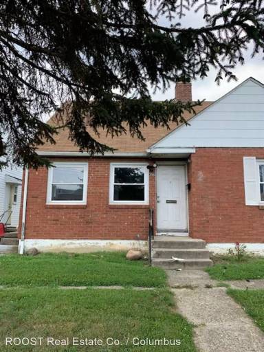 Main picture of 330 S Powell Ave