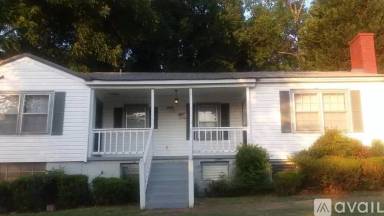 Main picture of 119 Highland Cir