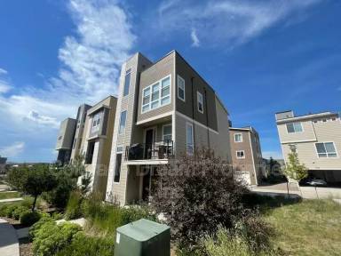 Main picture of 2382 Fiji Dr