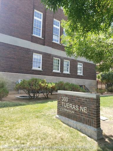 Main picture of 300 Tijeras Ave NE