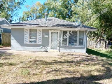Main picture of 6 McNulty Dr