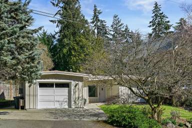 Main picture of 1802 104th Ave SE
