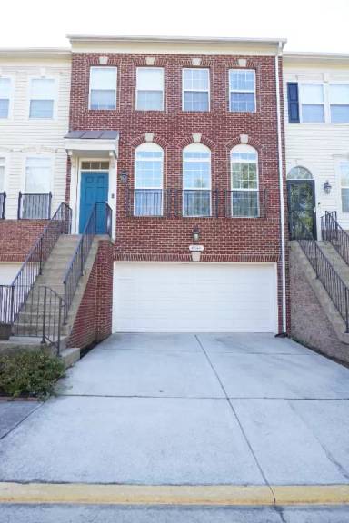 Main picture of 8596 Wyngate Manor Ct