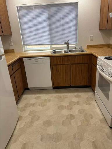 Main picture of 1068 Wightman Way