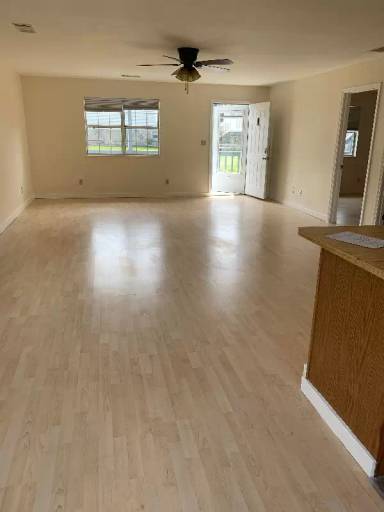 Main picture of 5346 Parkway E